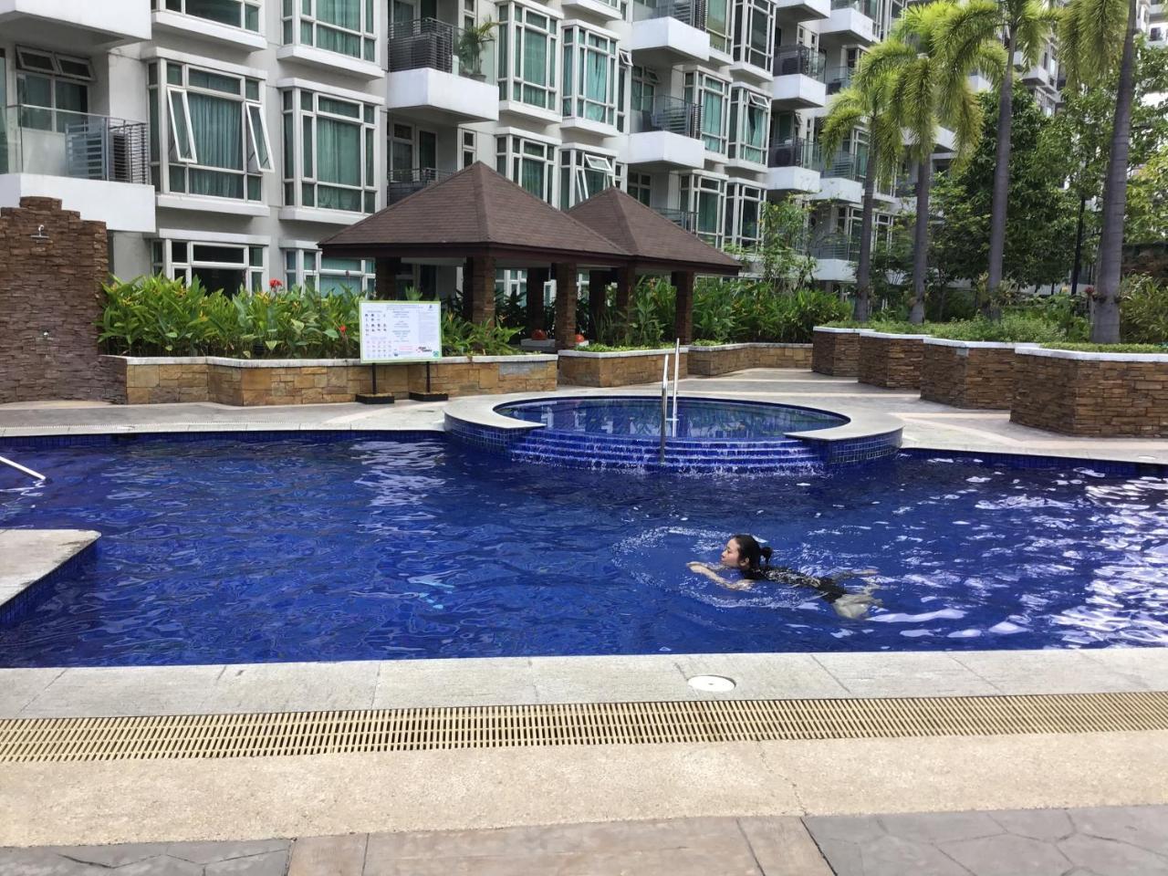 Condo At Parkside Villas Across The Airport Manila Exterior foto